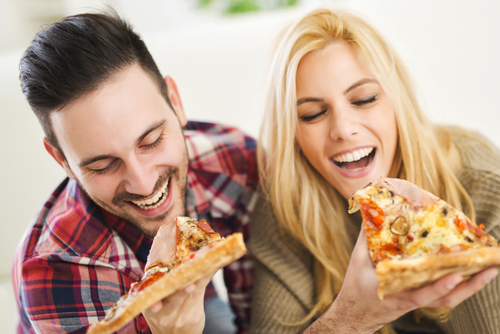 会話より…食事デートで男の本性丸わかり！「食べ方チェック」4項目