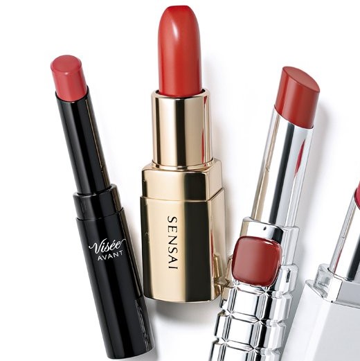 大人女子なら 赤い口紅 は 絶対マスターすべき 秋冬おすすめメイク アイテム 美的 Com