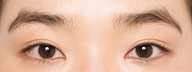 ぱっちり二重なのにぼんやり顔・・を解消するアイラインの引き方