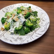 「サラダほうれん草とブロッコリーのシーザーサラダ風」美容エディター・門司紀子のToday’s SALAD ＃29