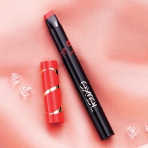 プチプラの「エクセル」2018春新色｜PR直伝“ななめ10°カット”リップって何？
