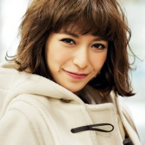 ぱっつんボブのヘアカタログ｜黒髪にパーマ、ストレート…キュートな魅力を引き出す髪型9選