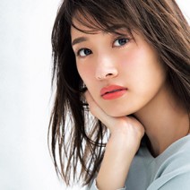 ランコムのオレンジリップは発色◎！ オフィスにもOK