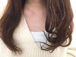 ワックスフォームでふんわりウエーブが復活