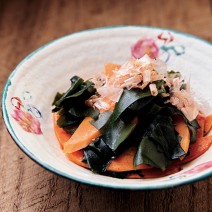 薬膳師直伝・5分で作れる簡単“ワカメ”レシピでむくみを解消！