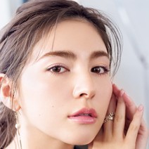 グリーンライン×パープルマスカラで旬の抜け感アイにトライ！