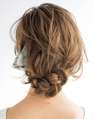 Ol大人女子必見 ミディアムのまとめ髪 で社会人の好印象をゲット Arine アリネ