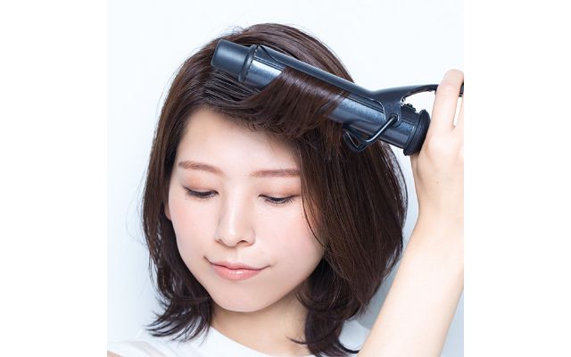 ヘアアイロンを最大限にいかした 前髪の作り方 コテvsストレートアイロン 美的 Com