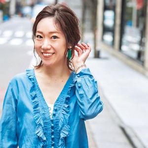 こなれ感たっぷりの後ろ編み込み