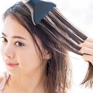 するツヤ髪に導くドライヤーのかけ方