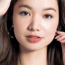ブラシ＆スポンジでファンデーションをON♪ ふんわりさらさらのツヤ肌作りを徹底解説！