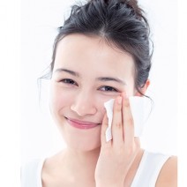 テカる夏こそ徹底保湿！ 目指すは内側モチモチ、表面サラリの快適肌！