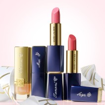 エスティ ローダーのリップは名前刻印サービスが根強い人気！注目の“ネオ婚活リップ”は何番？