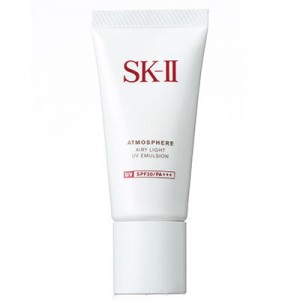 守りながら美肌演出&スキンケアも!【SK-II】 アトモスフィア エアリー ライト UV エマルジョン