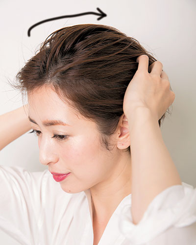 結婚式に呼ばれたら ショートのヘアメイクは ショートでもできる簡単アレンジ集 美的 Com