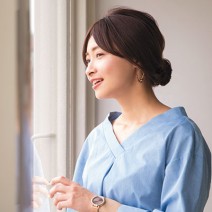 ヘアアレンジ｜巻く必要なし！ こなれて見える簡単シニヨン