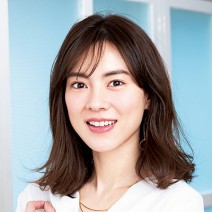 デート前のメイク直し｜肌とリップをお直しして愛されフェースに♪