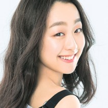 浅田真央インタビュー「実は乾燥肌…」｜透明感あふれる美肌の秘訣は？