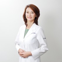 女医に訊く#18|美白コスメって効くの？レーザーの効果は？医師が解説する「シミ対策」