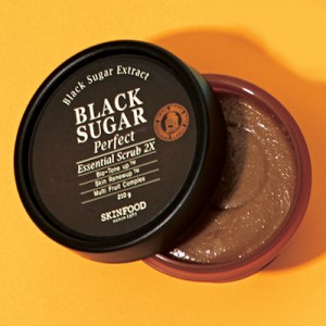 SKINFOOD（スキンフード） ブラックシュガー パーフェクト エッセンシャルスクラブ 2X