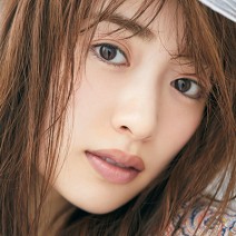 最新夏メイク｜NARSの透けブラウンリップでこなれた女っぽさを演出！