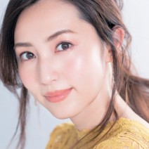 RMK、コスメデコルテ、M・A・C…1位に輝いたのは？｜2018上半期ベストコスメ【シングルアイシャドウランキング】