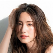 ヘルシーメイクはこの5アイテムで！ モデル・有村実樹が選んだ2018上半期プチプラコスメランキング