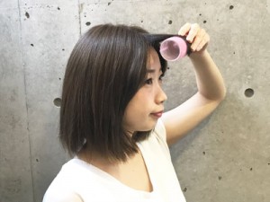 【シースルーバングの作り方】ホットカーラー×ドライヤーで前髪をクセづきやすく!