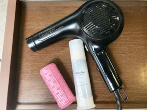 【シースルーバングの作り方】ホットカーラー×ドライヤーで前髪をクセづきやすく!