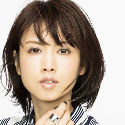 大人の前髪デビュー！どんな顔でも似合う“隙間バング”
