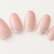 オフィスネイル20選｜ワンカラーやグラデーションで好印象間違いなし！オフィス向けセルフネイルデザイン