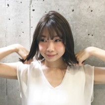 アイロンで簡単！“ボブの外ハネアレンジ”で丸顔＆地味顔をカバー【髪コンプレックス解消vol.30】