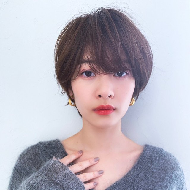 女 ヘア スタイル