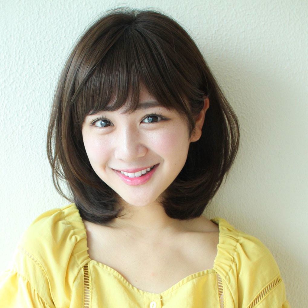 モテ髪ってこーゆーこと 内巻きストレートの清楚系 バルーンミディ