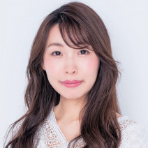 そのリップの色、本当に似合ってる？ 間違ったセルフメイクを人気H&Mが徹底お直し！