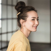ヘアコームを使用した簡単アレンジで「かわいい！」を実現♪ショート、ミディアムも