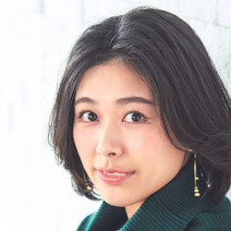 あか抜け前髪に簡単イメチェン♪ 小顔効果も叶えるセンターパート