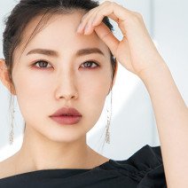 ヴィセ アヴァン012の“くすみモーヴリップ”で、美的読者が今っぽい色気顔！