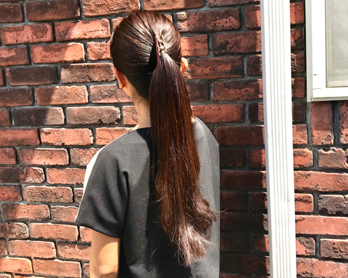 ヘアアクセとしっとり感がカギ！時短でこなれアレンジ