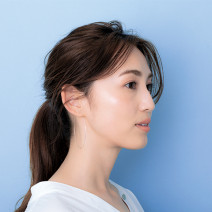 顔タイプ別｜秋のツヤ肌を叶える、あなたにぴったりのベースメイクは？