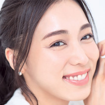 美的世代の目元の3大悩み「シワ」「たるみ」あと1つは？ 目元悩みのメカニズムを徹底解説！