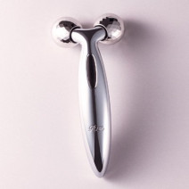 べスコスランキング入り常連の美顔器｜リフトアップ・毛穴ケア・小顔に！