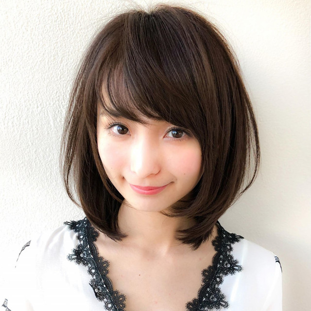 下膨れさんのお悩みが消滅する髪型 ポイント2つ と 14のヘアスタイル 美的 Com