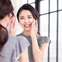 アウトドアで過ごすことも多いママ必見！ 美容賢者の白肌キープ術