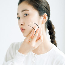 プロ直伝！ あったか肌を叶える「ピンク系ファンデ」のメイク方法