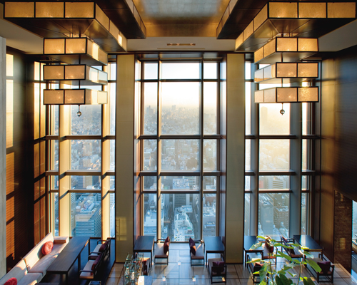 mandarin-oriental-tokyo_38f-lobby_east-window