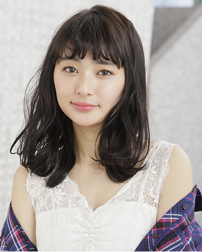 色っぽ美人 黒髪セミロング 19の実例 ヘアアレンジ 美的 Com