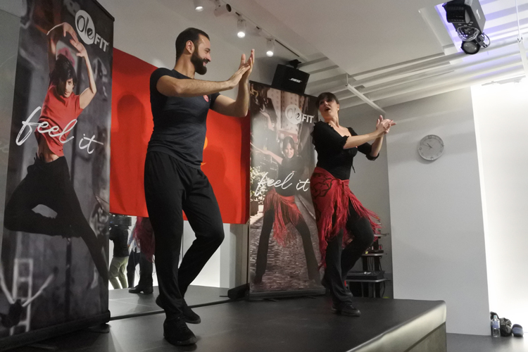 フラメンコをベースにしたフィットネス！「OleFIT（オレフィット）」