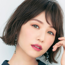 幼な顔にぴったり！ この春トライしたいのは“ロブ”ヘアなんです♪