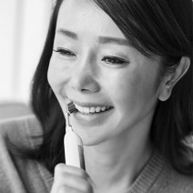 電動歯ブラシで効果的にケア｜美容家が評価した電動歯ブラシ、歯科医師が教える歯周病を防ぐブラッシング